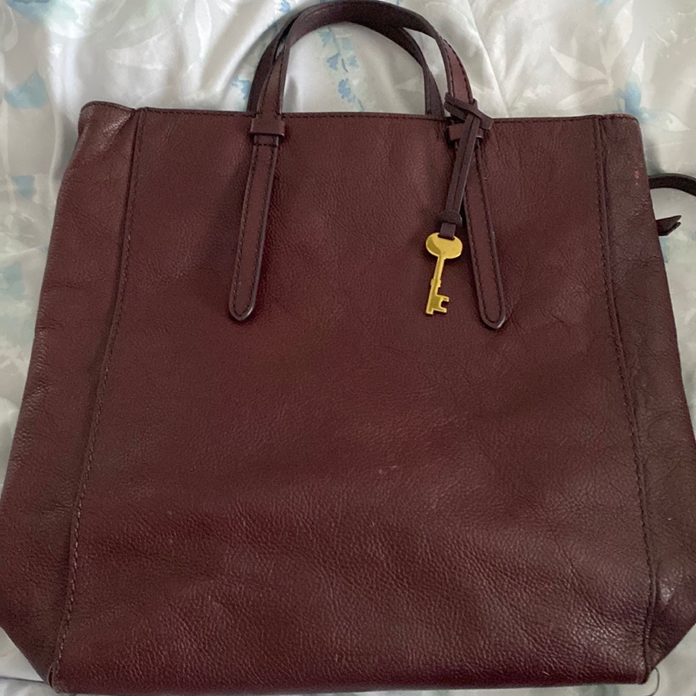 Beautiful preloved Fossil Camilla convertible backpack/purse